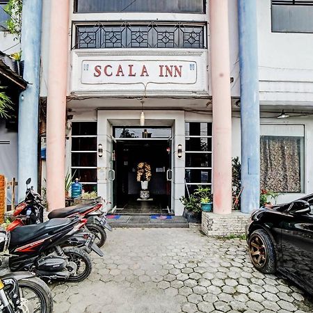 Oyo 90450 Sentra Inn Medan Eksteriør billede